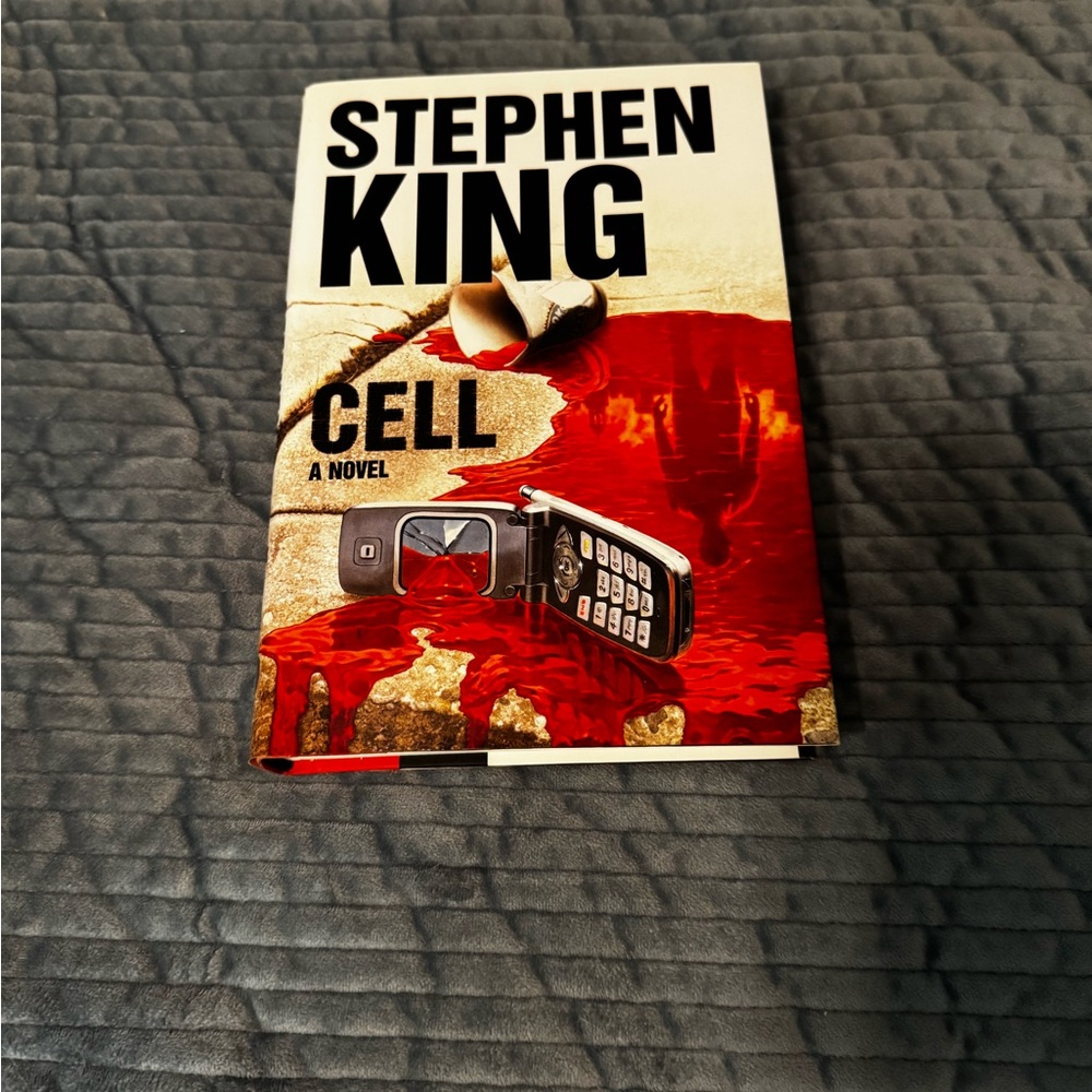 'Cell' Hardcover Novel with Red and Cream Cover